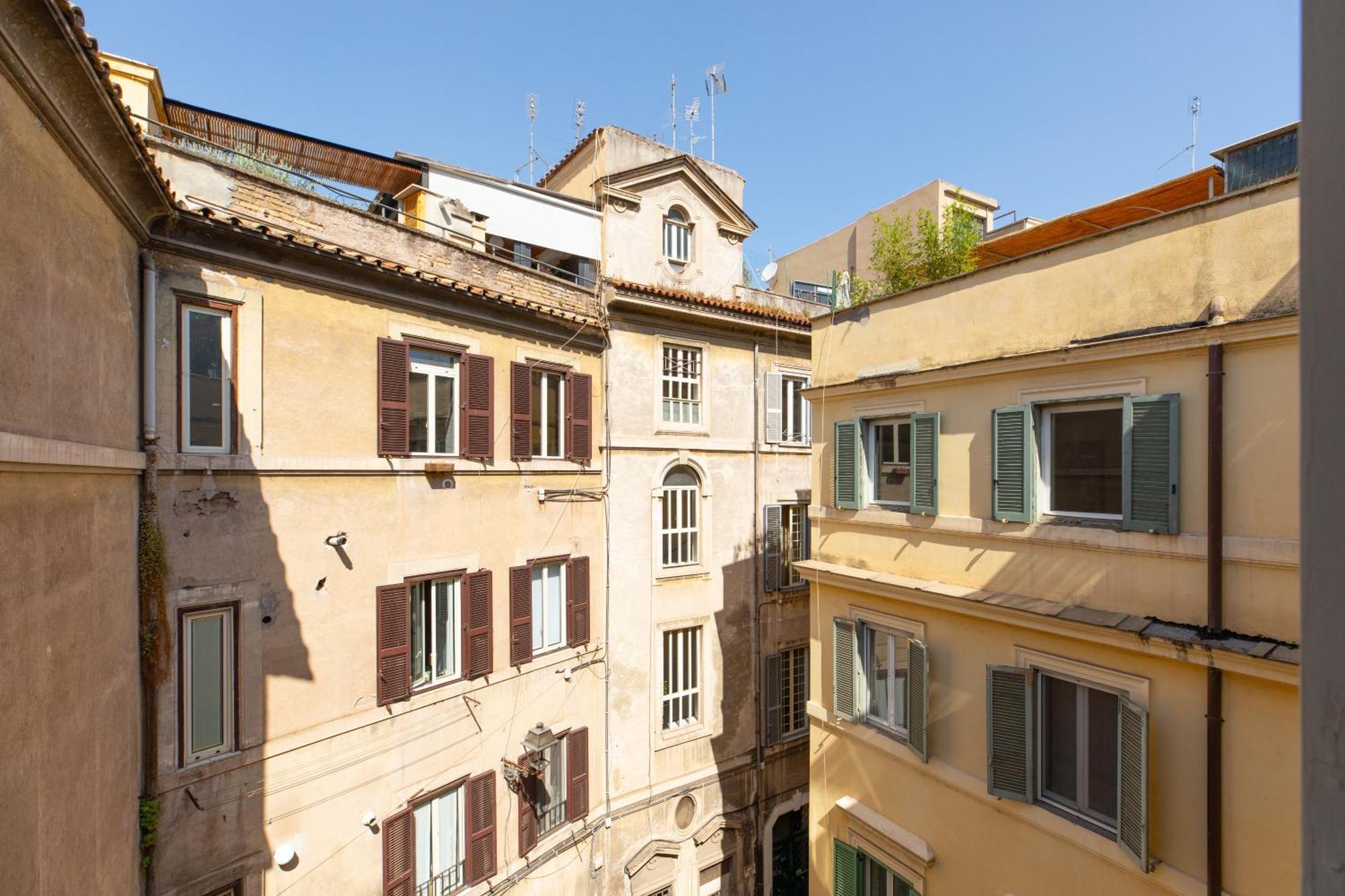 Iflat Trastevere Stylish 4 Bedroom Penthouse Rom